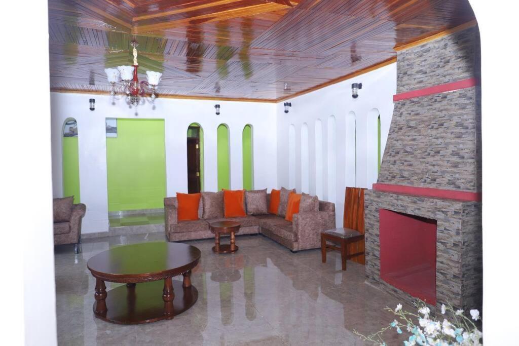 Esniko Villa Narok Buitenkant foto